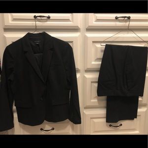 Ann Taylor Suit with curvy fit pant